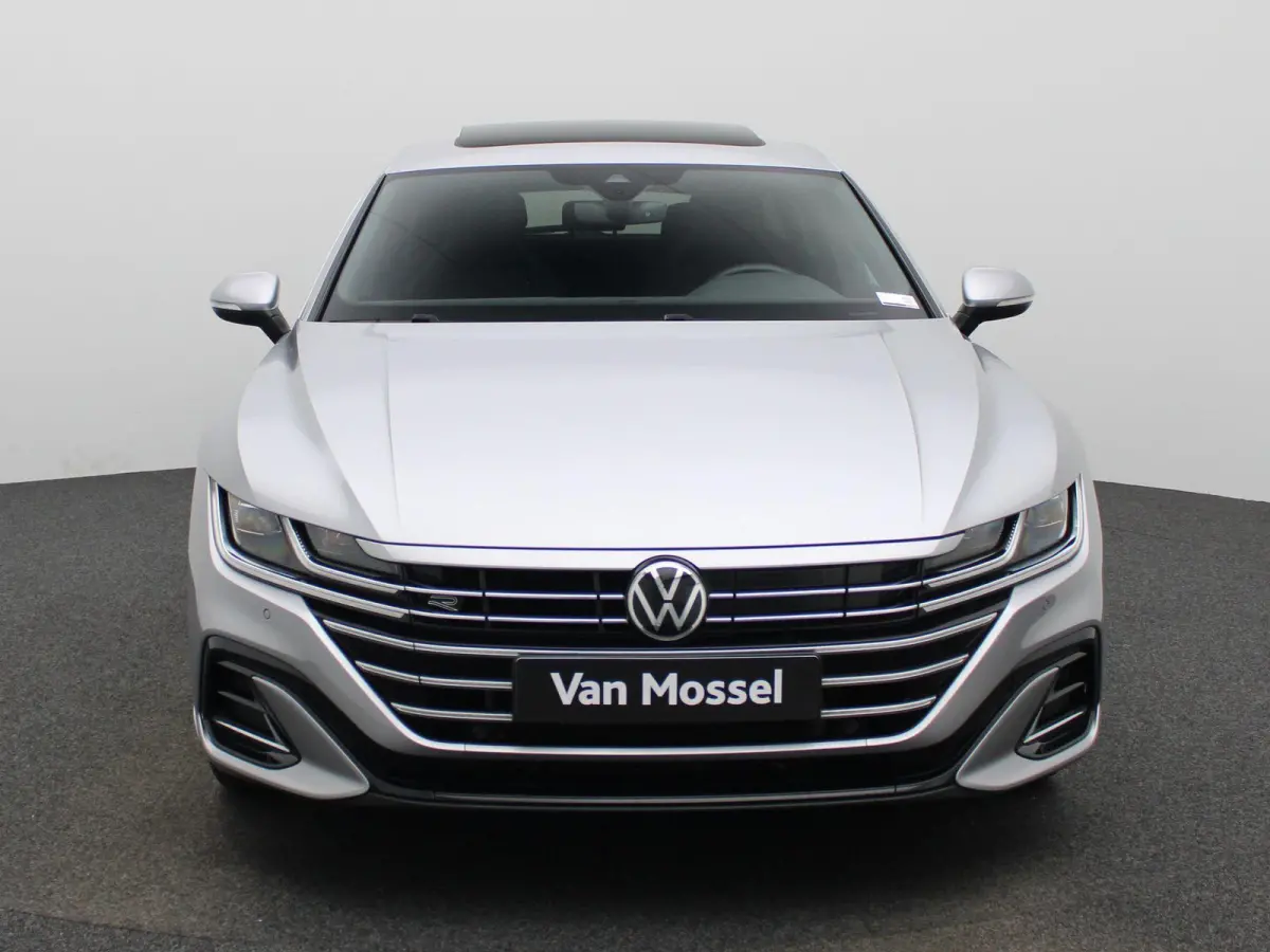 1.4 TSI eHybrid R-Line Business+ 218 PK| Dealeronderhouden | Trekhaak | Panoramadak | Leder Interieur | Voorstoelen Elekktrisch Met Geheugen | Achteruitrijcamera | Achterklep Elektrisch | Do
