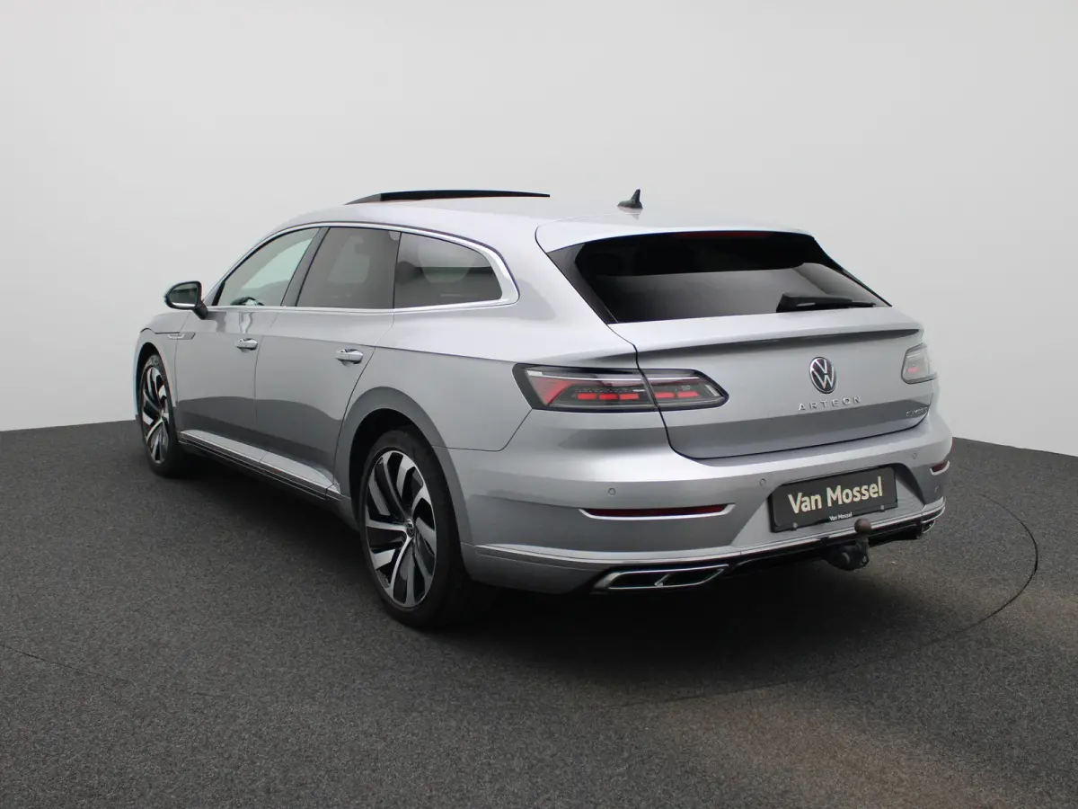 1.4 TSI eHybrid R-Line Business+ 218 PK| Dealeronderhouden | Trekhaak | Panoramadak | Leder Interieur | Voorstoelen Elekktrisch Met Geheugen | Achteruitrijcamera | Achterklep Elektrisch | Do
