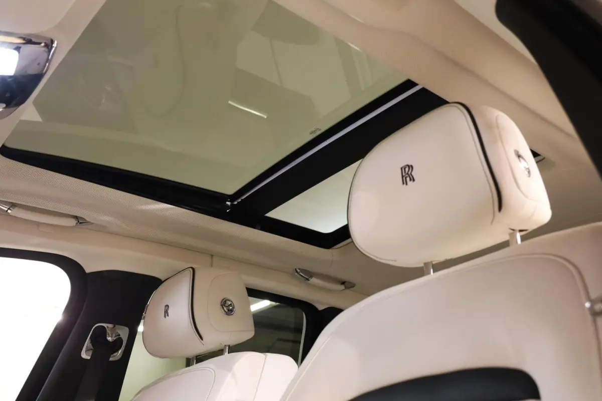 6.75 V12|Two-Tone|Massage|Pano|Bespoke|
