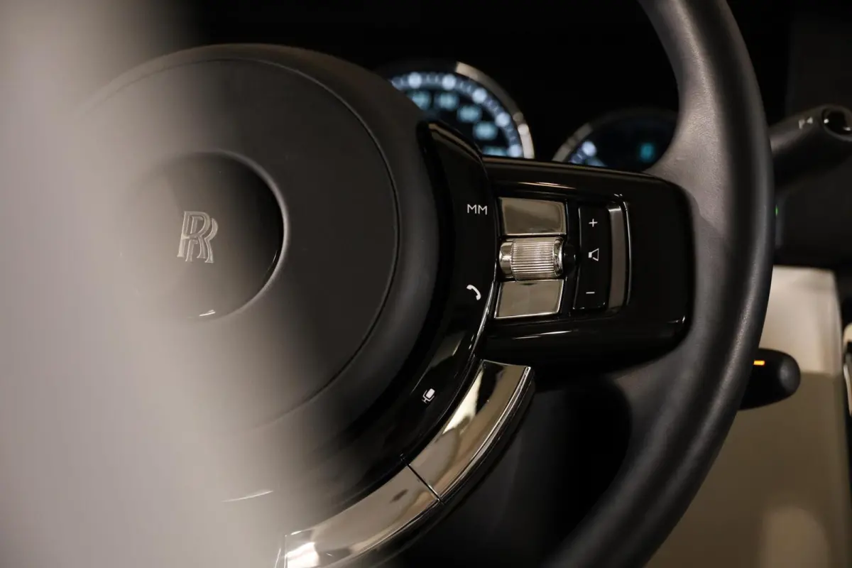 6.75 V12|Two-Tone|Massage|Pano|Bespoke|