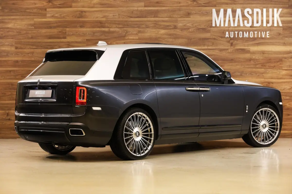 6.75 V12|Two-Tone|Massage|Pano|Bespoke|