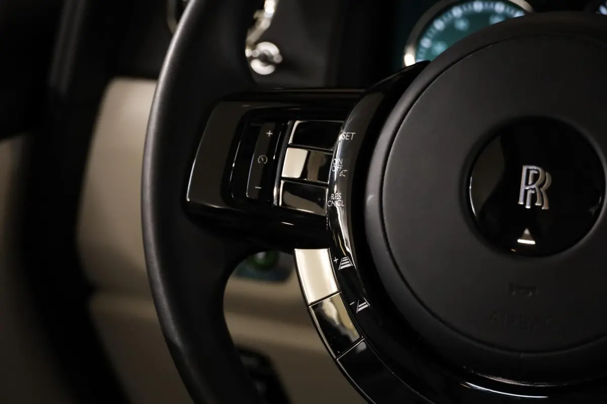 6.75 V12|Two-Tone|Massage|Pano|Bespoke|