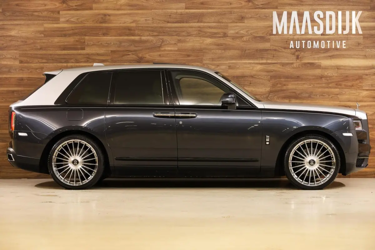 6.75 V12|Two-Tone|Massage|Pano|Bespoke|