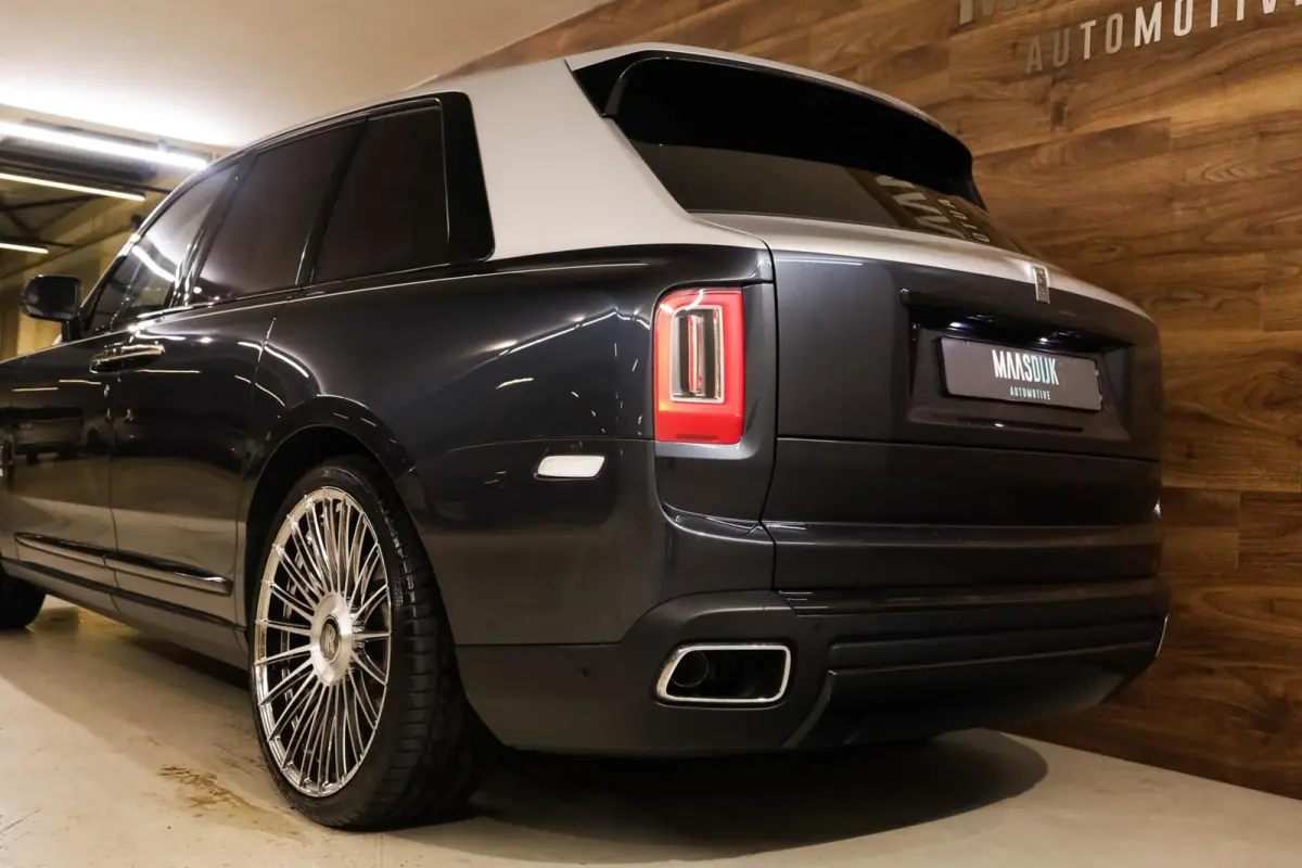 6.75 V12|Two-Tone|Massage|Pano|Bespoke|
