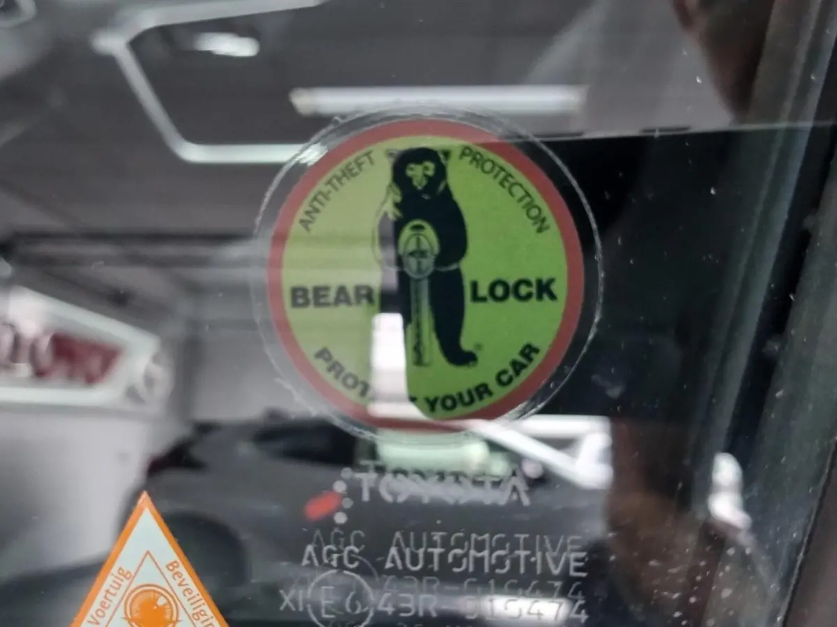 2.5 Plug-in Hybrid AWD Bi-Tone Plus / Full options