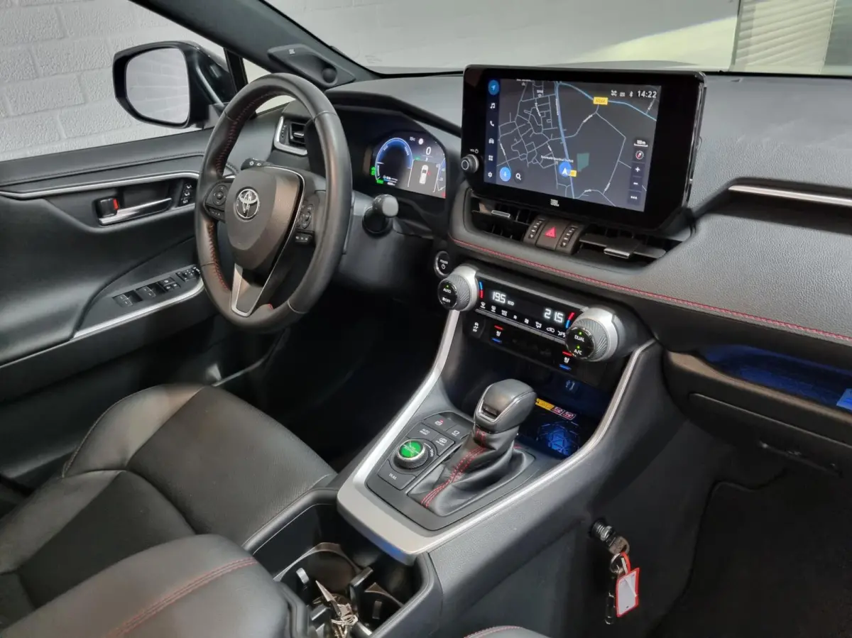 2.5 Plug-in Hybrid AWD Bi-Tone Plus / Full options
