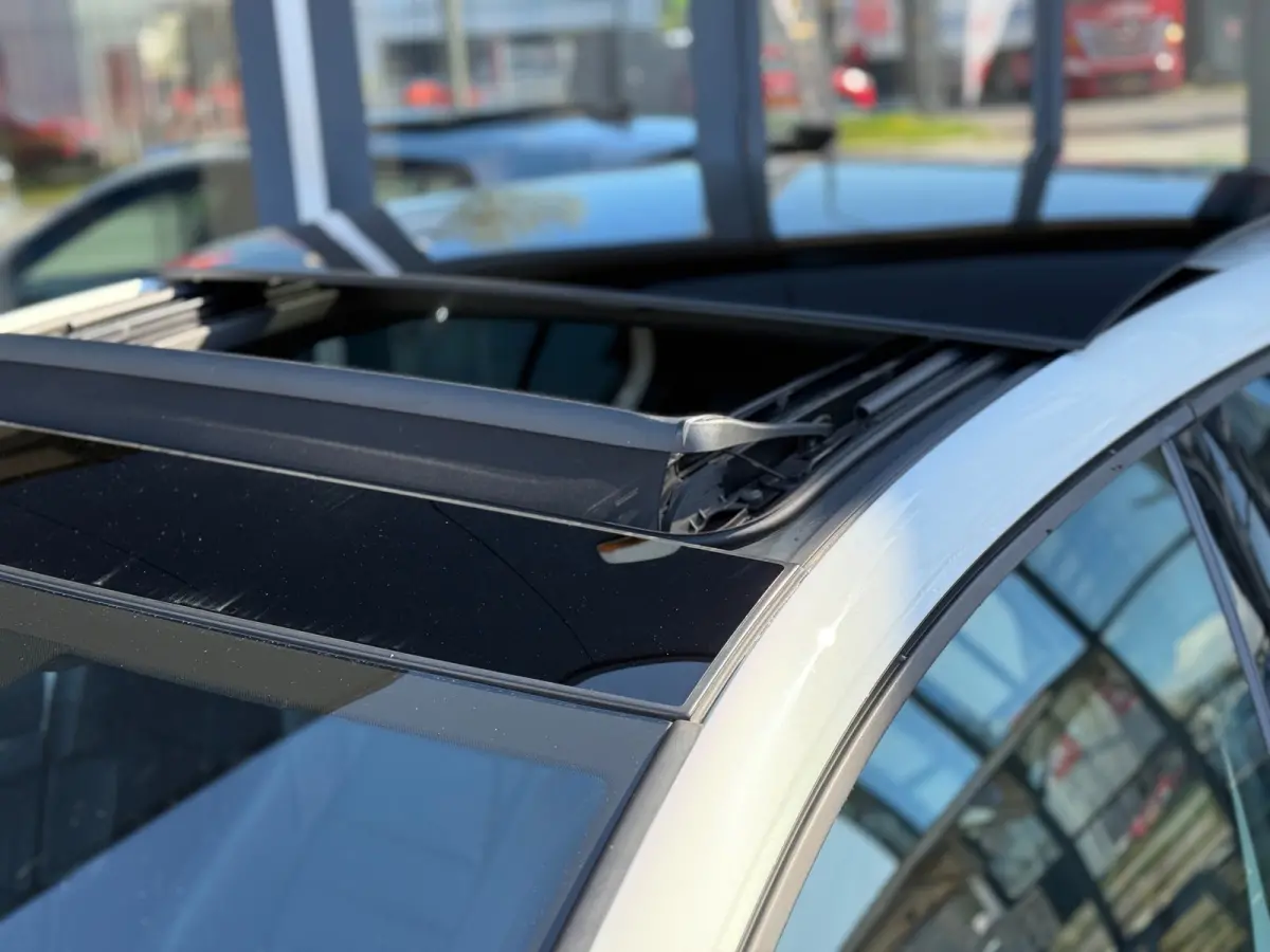 2.0 TSI R 4Motion | Pano | Akra | HUD | Memory