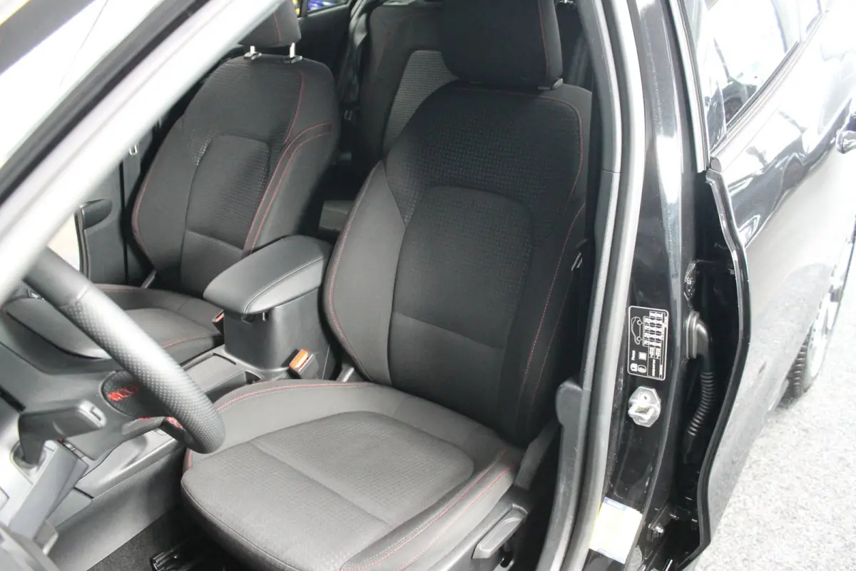 1.0 EcoBoost Hybrid ST Line Style|rijklaar prijs|