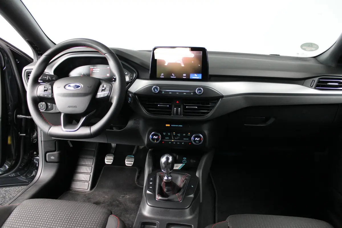 1.0 EcoBoost Hybrid ST Line Style|rijklaar prijs|