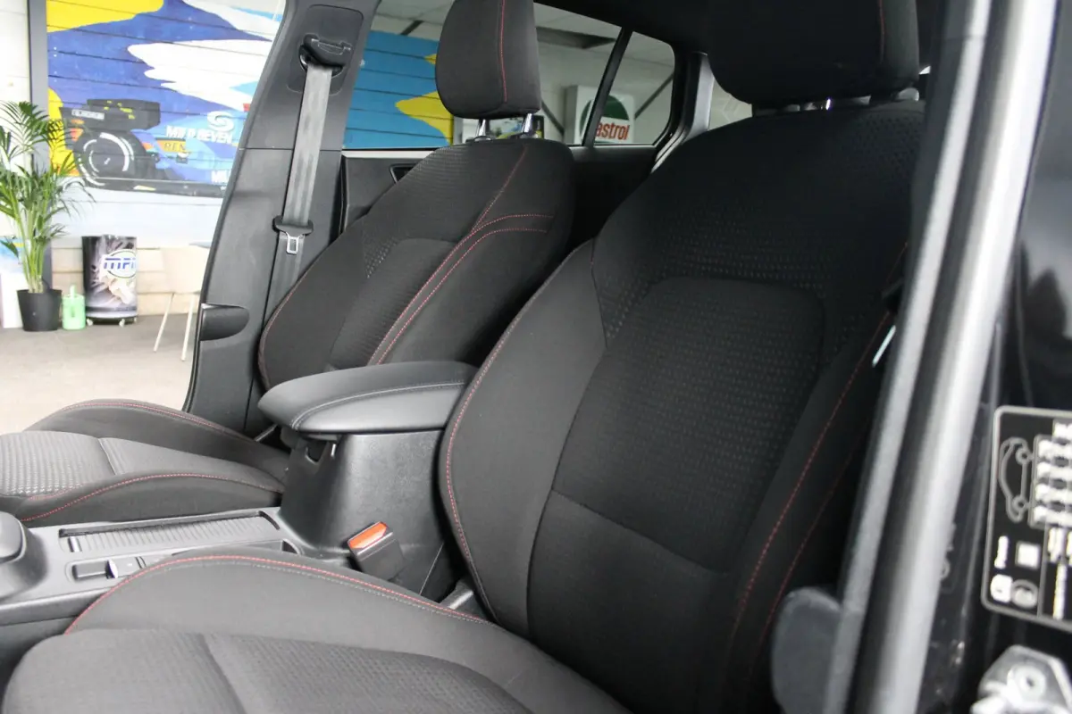 1.0 EcoBoost Hybrid ST Line Style|rijklaar prijs|