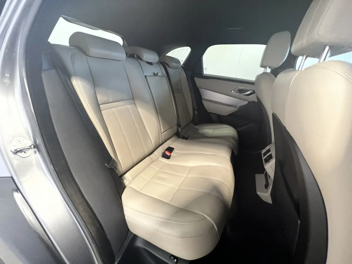 2.0 I4 Turbo AWD SE R-Dynamic | Navigatie | LM Velgen 20" | Lederen Bekleding | Cruise Control | Airco | Matrix LED Koplampen |Afn.Trekhaak |