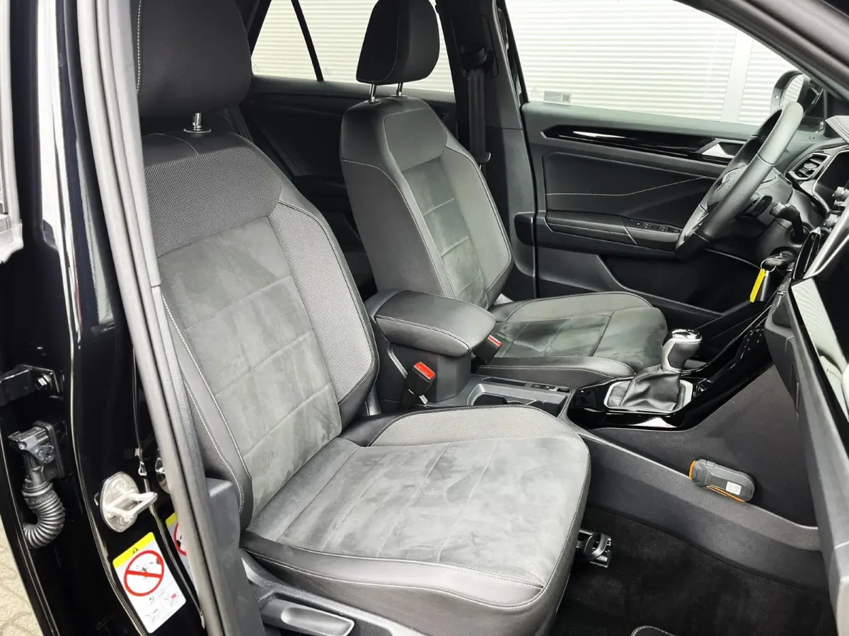 1.5 TSI 150pk DSG R-Line | Navigatie | Trekhaak | Camera | Ergo Stoel
