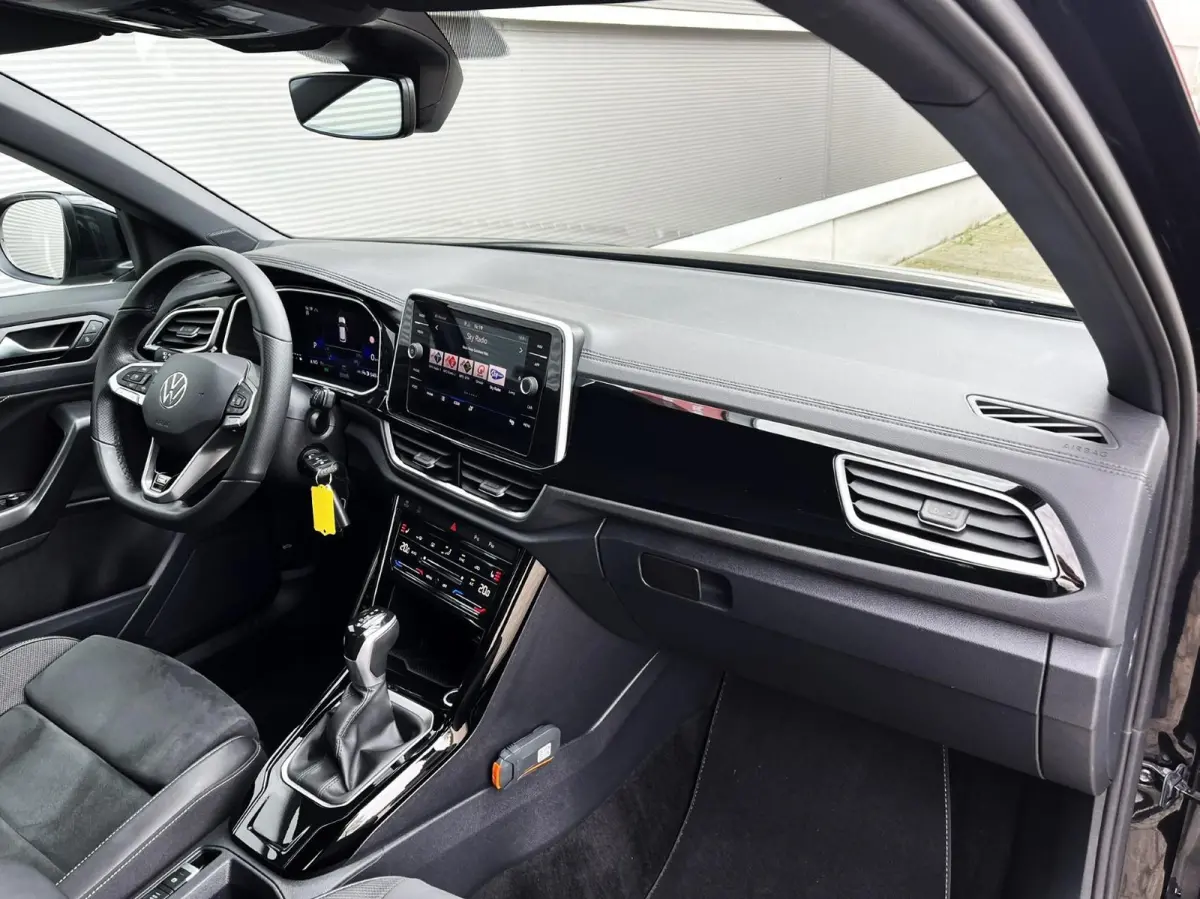 1.5 TSI 150pk DSG R-Line | Navigatie | Trekhaak | Camera | Ergo Stoel