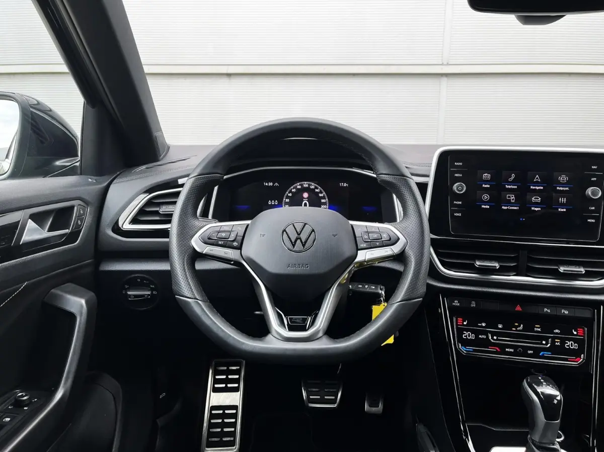1.5 TSI 150pk DSG R-Line | Navigatie | Trekhaak | Camera | Ergo Stoel