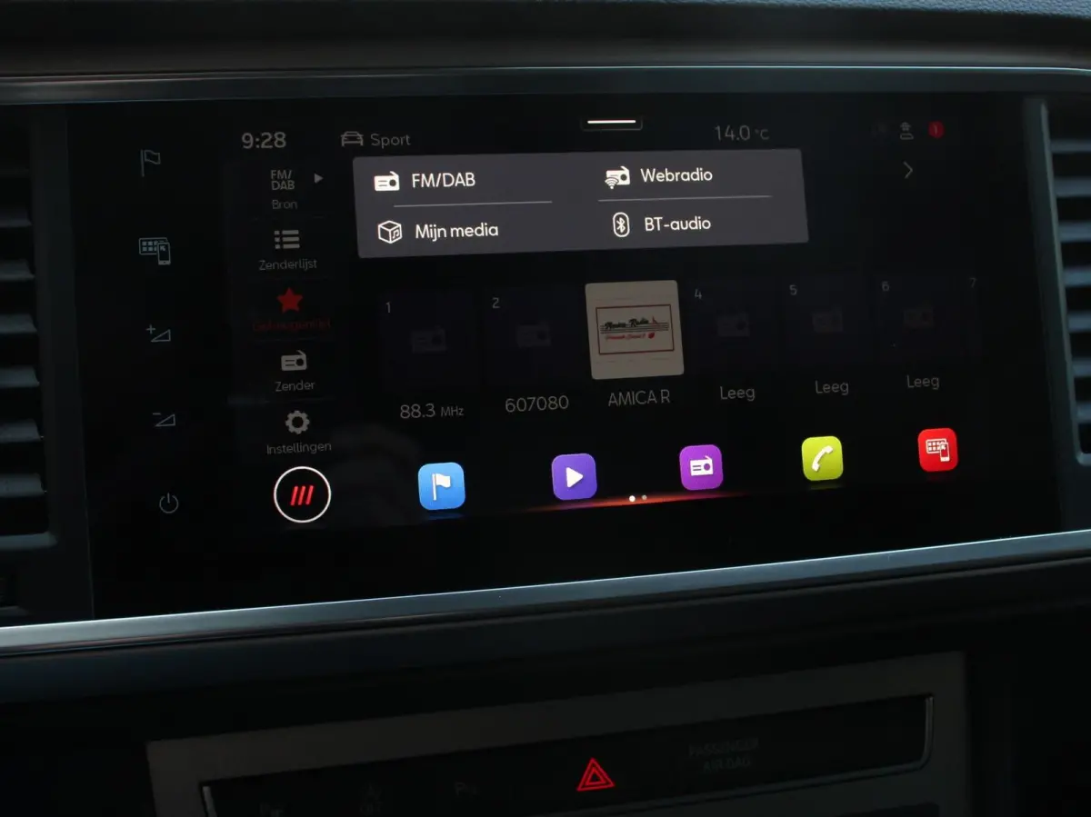 1.5 TSI 150pk Automaat Xperience Navigatie Apple Carplay  Android Auto Camera Parkeersensoren Stoel-en stuurverwarming Ledverlichting Getinte ramen Climate Control