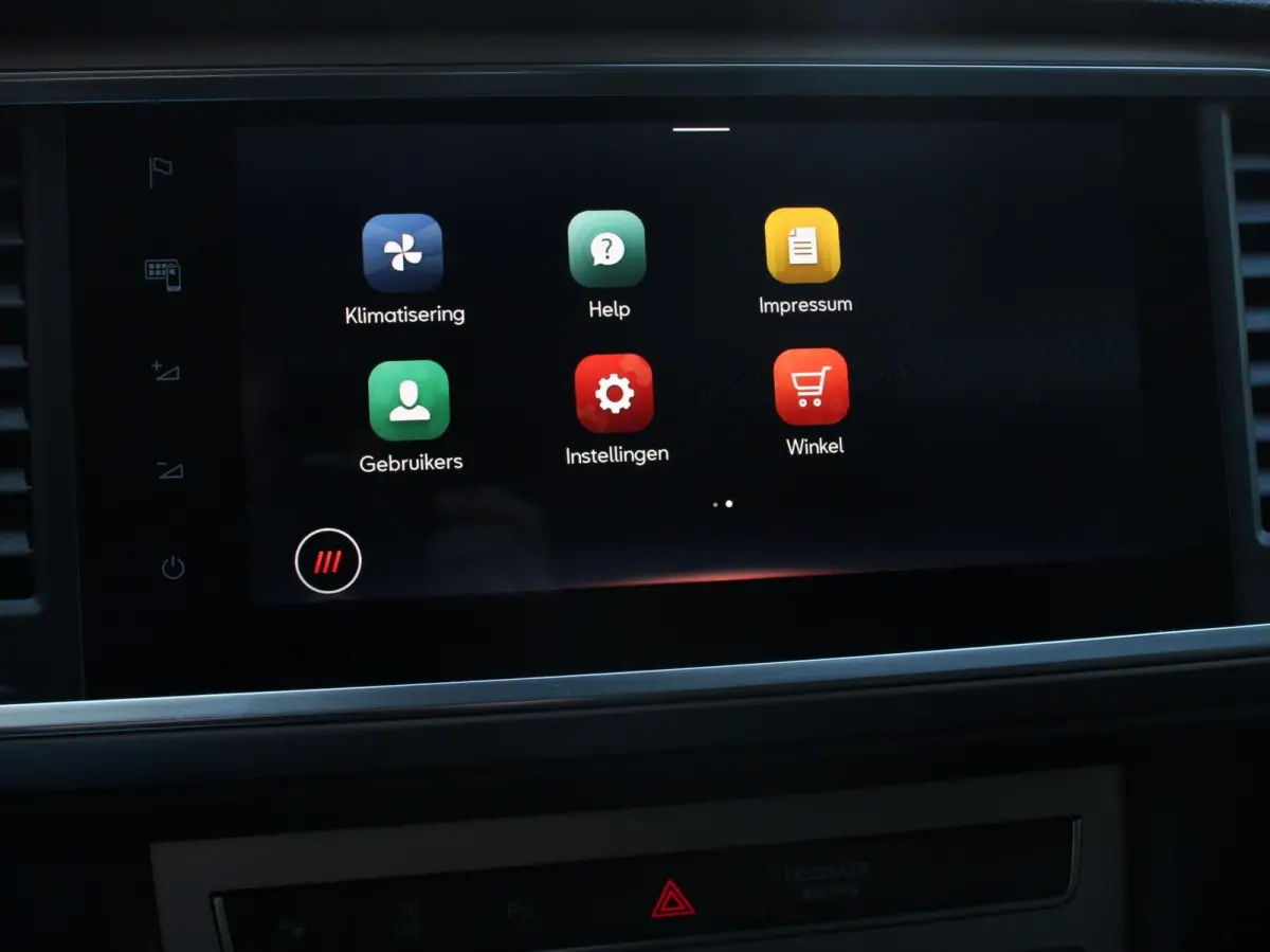 1.5 TSI 150pk Automaat Xperience Navigatie Apple Carplay  Android Auto Camera Parkeersensoren Stoel-en stuurverwarming Ledverlichting Getinte ramen Climate Control