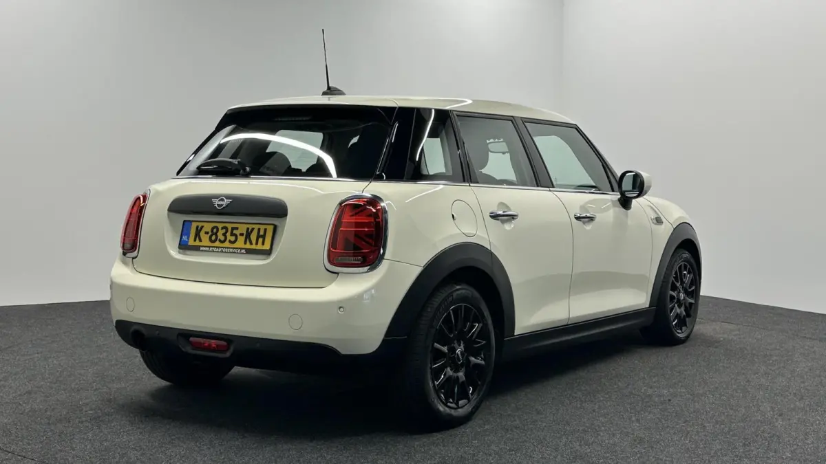 Mini 1.5 Business Edition NAVI LM CARPLAY CRUISE.
