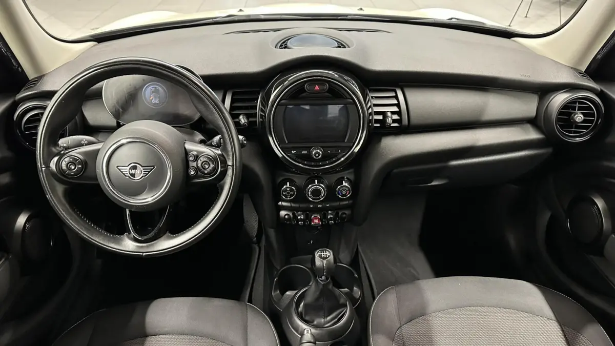 Mini 1.5 Business Edition NAVI LM CARPLAY CRUISE.