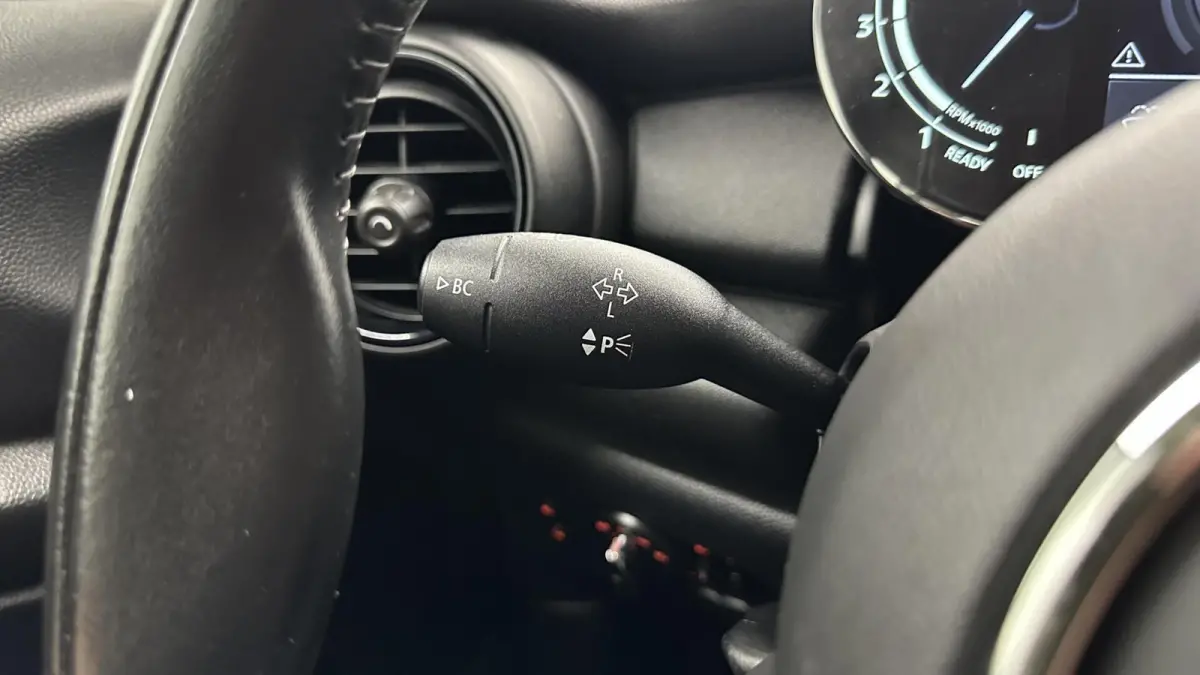 Mini 1.5 Business Edition NAVI LM CARPLAY CRUISE.