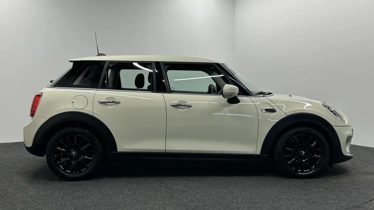 Mini 1.5 Business Edition NAVI LM CARPLAY CRUISE.