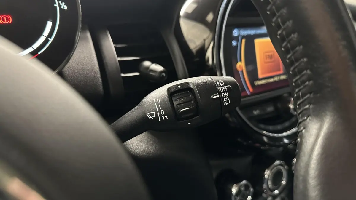 Mini 1.5 Business Edition NAVI LM CARPLAY CRUISE.