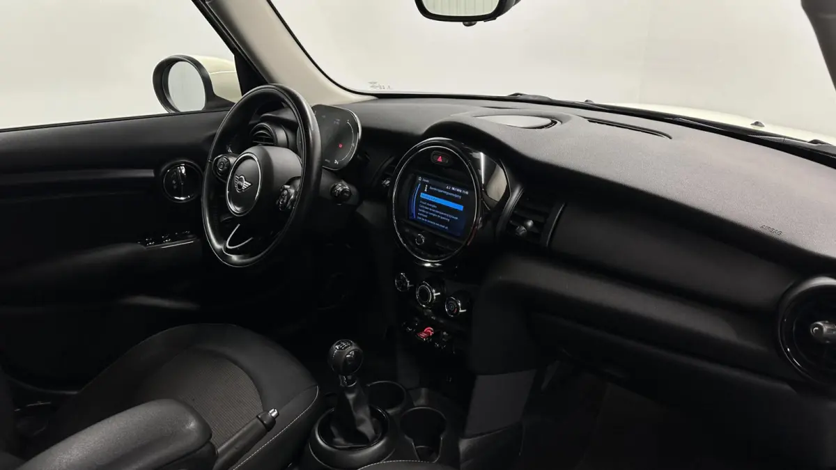 Mini 1.5 Business Edition NAVI LM CARPLAY CRUISE.