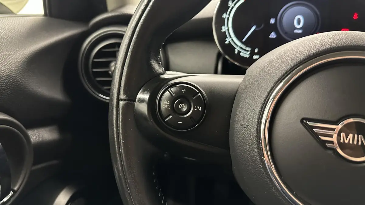 Mini 1.5 Business Edition NAVI LM CARPLAY CRUISE.
