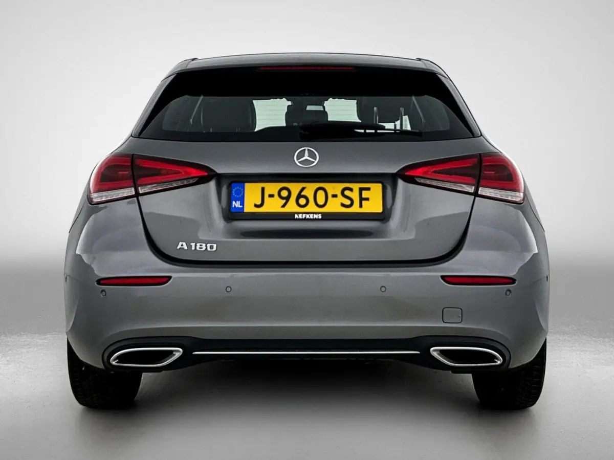 180 1.3 Premium Plus 136pk | Navigatie | Climate Control | Cruise Control | LED | 17"LMV | Stoelverwarming |