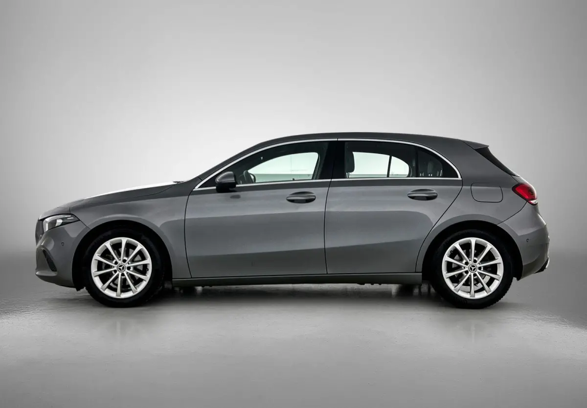 180 1.3 Premium Plus 136pk | Navigatie | Climate Control | Cruise Control | LED | 17"LMV | Stoelverwarming |
