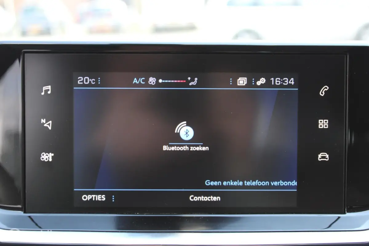 1.2 PureTech Active Pack, LED koplampen, Parkeersensoren achter, Apple Carplay/Android Auto, Cruise control, Navigatie