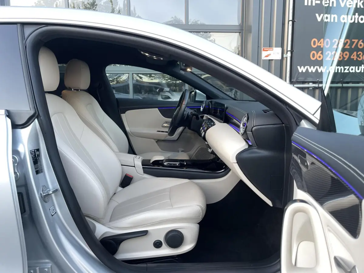 180 AUT. MULTI BEAM|SFEERVERLICHTING|DISTRONIC|CARPLAY|CAMERA|CREME LEDEREN BEKLEDING|ORIGINEEL NEDERLANDS