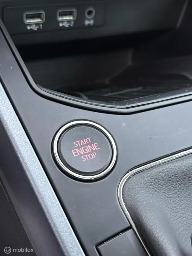 1.0 TSI Style Business Intense Camera ACC