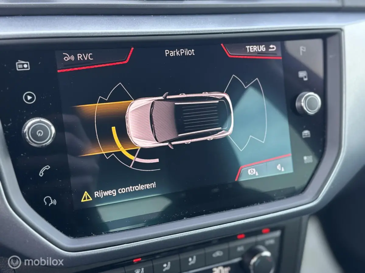 1.0 TSI Style Business Intense Camera ACC