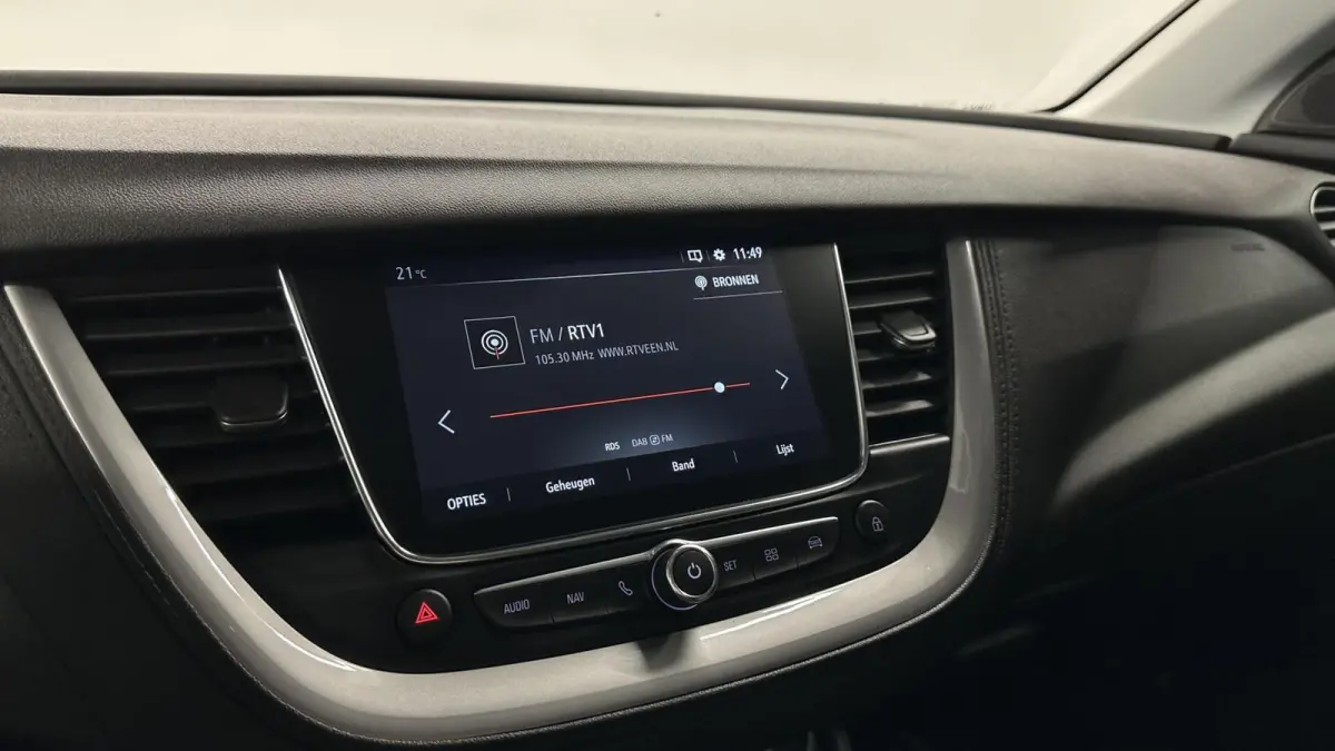 1.2 Turbo Business Edition AUTOMAAT CARPLAY CRUISE LM NAVIGATIE.