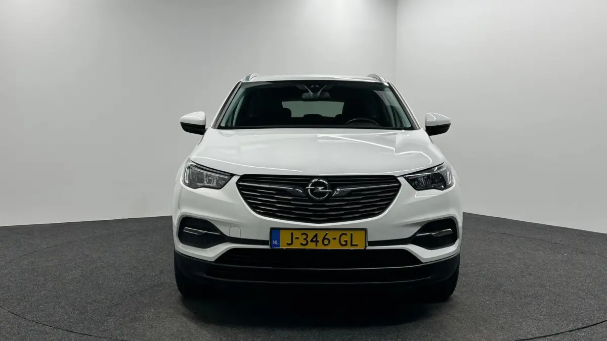 1.2 Turbo Business Edition AUTOMAAT CARPLAY CRUISE LM NAVIGATIE.