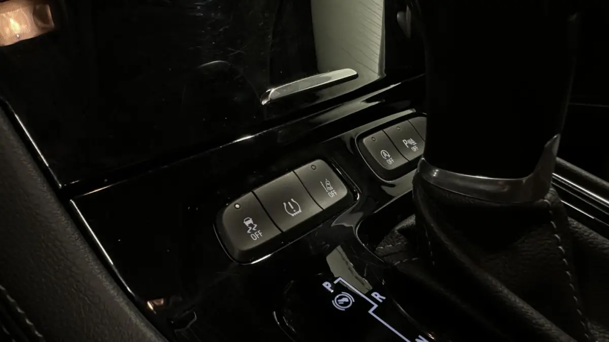 1.2 Turbo Business Edition AUTOMAAT CARPLAY CRUISE LM NAVIGATIE.