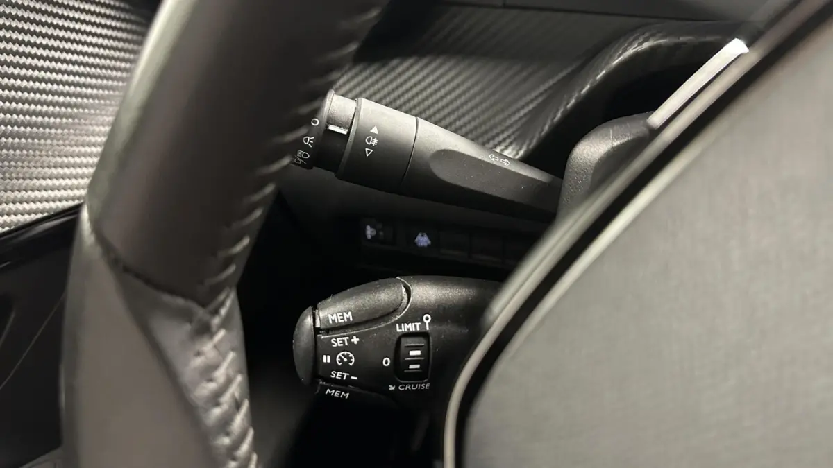 1.2 PureTech Active CARPLAY CRUISE.