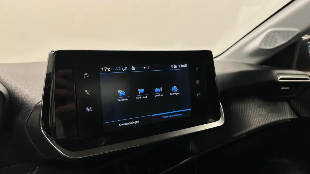 1.2 PureTech Active CARPLAY CRUISE DAB.