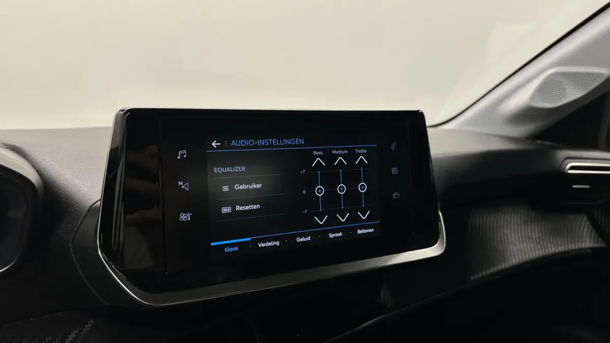 1.2 PureTech Active CARPLAY CRUISE DAB.