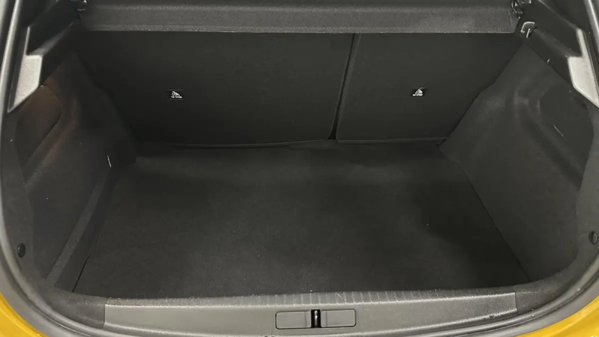 1.2 PureTech Active CARPLAY CRUISE DAB.