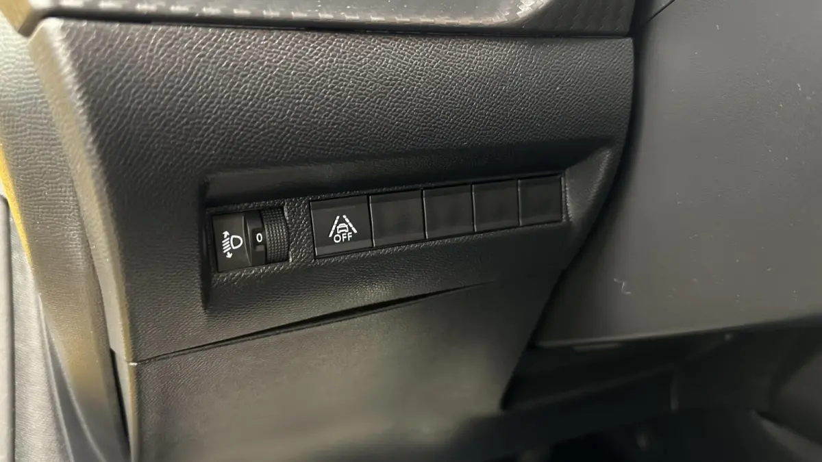 1.2 PureTech Active CARPLAY CRUISE DAB.