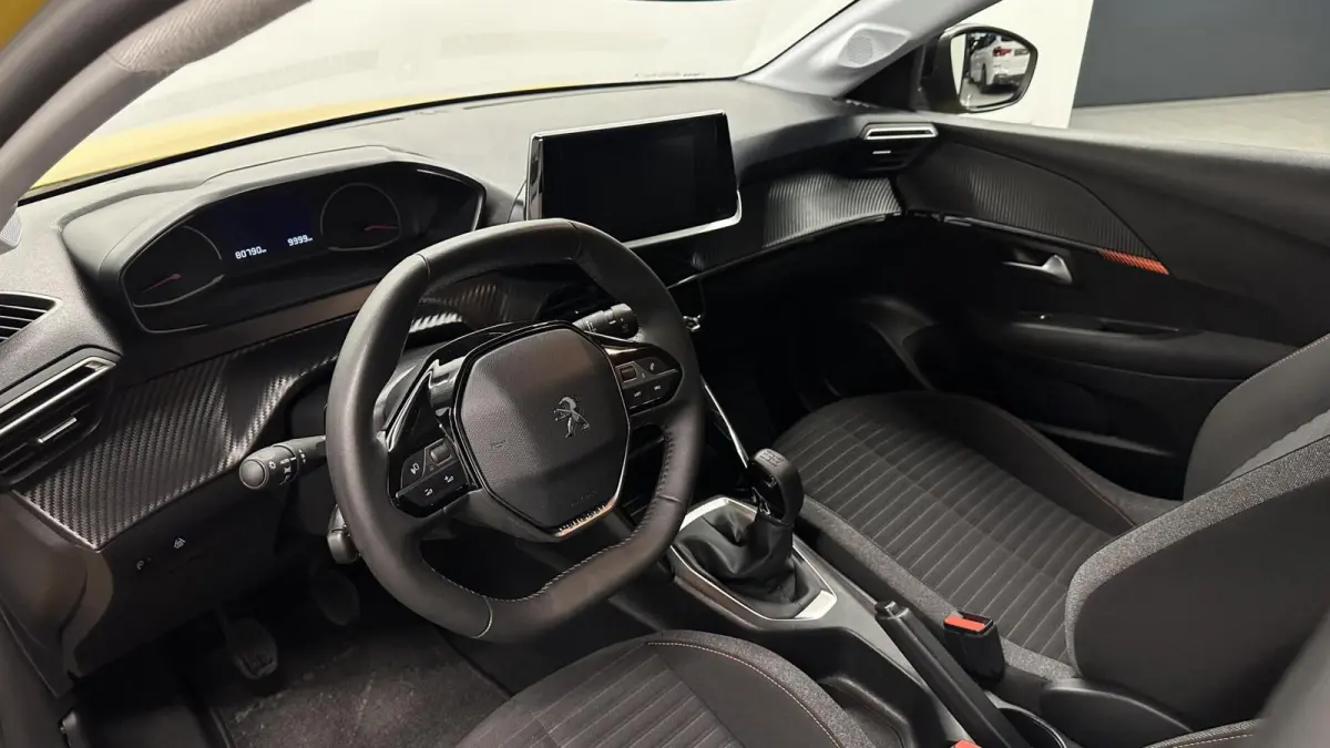 1.2 PureTech Active CARPLAY CRUISE DAB.