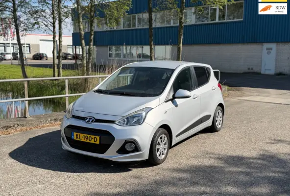 1.0i i-Motion Go! 2017!Navi!Airco!Tel.voorbereiding!