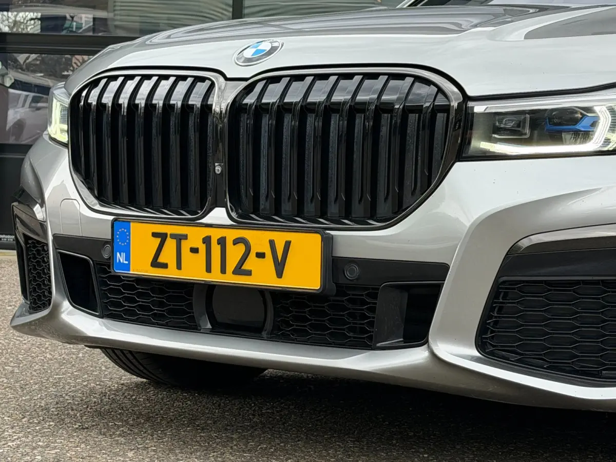 745e M-Sport Shadowline Schuifdak Donington Grau