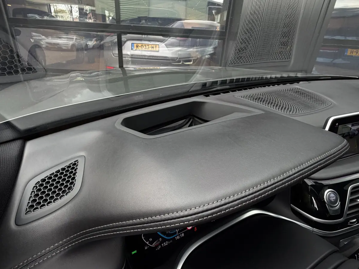 745e M-Sport Shadowline Schuifdak Donington Grau