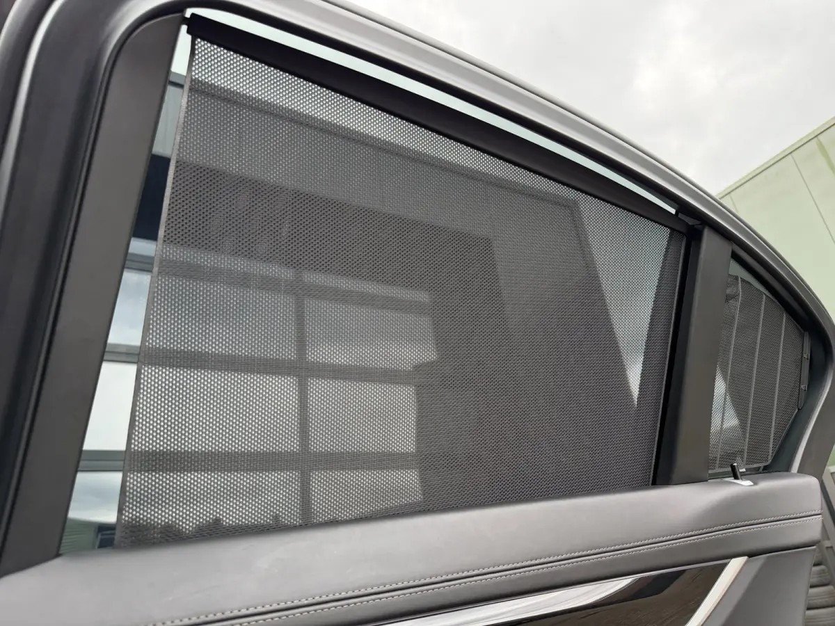 745e M-Sport Shadowline Schuifdak Donington Grau