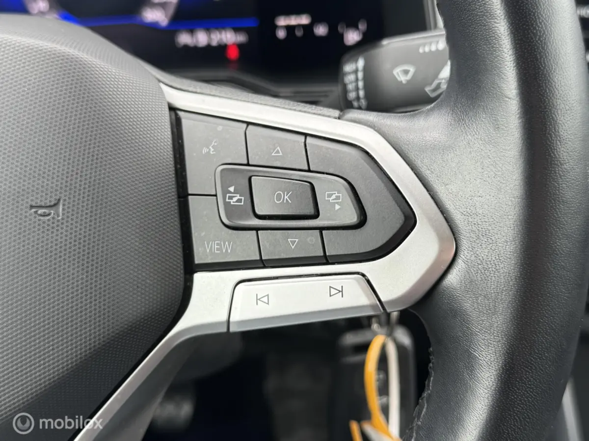 1.0 TSI Life Led,Carplay,PDC,ACC