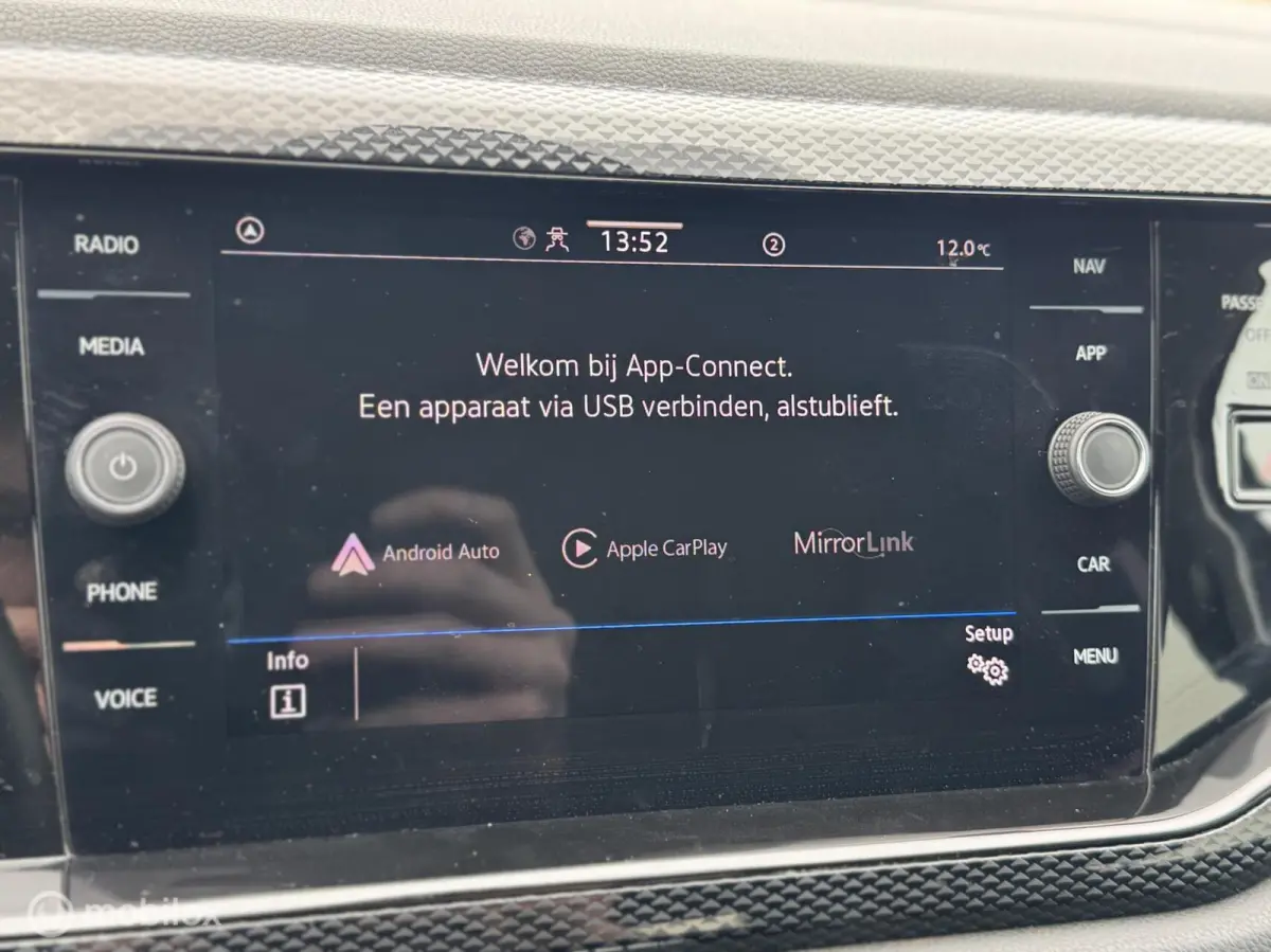 1.0 TSI Life Led,Carplay,PDC,ACC