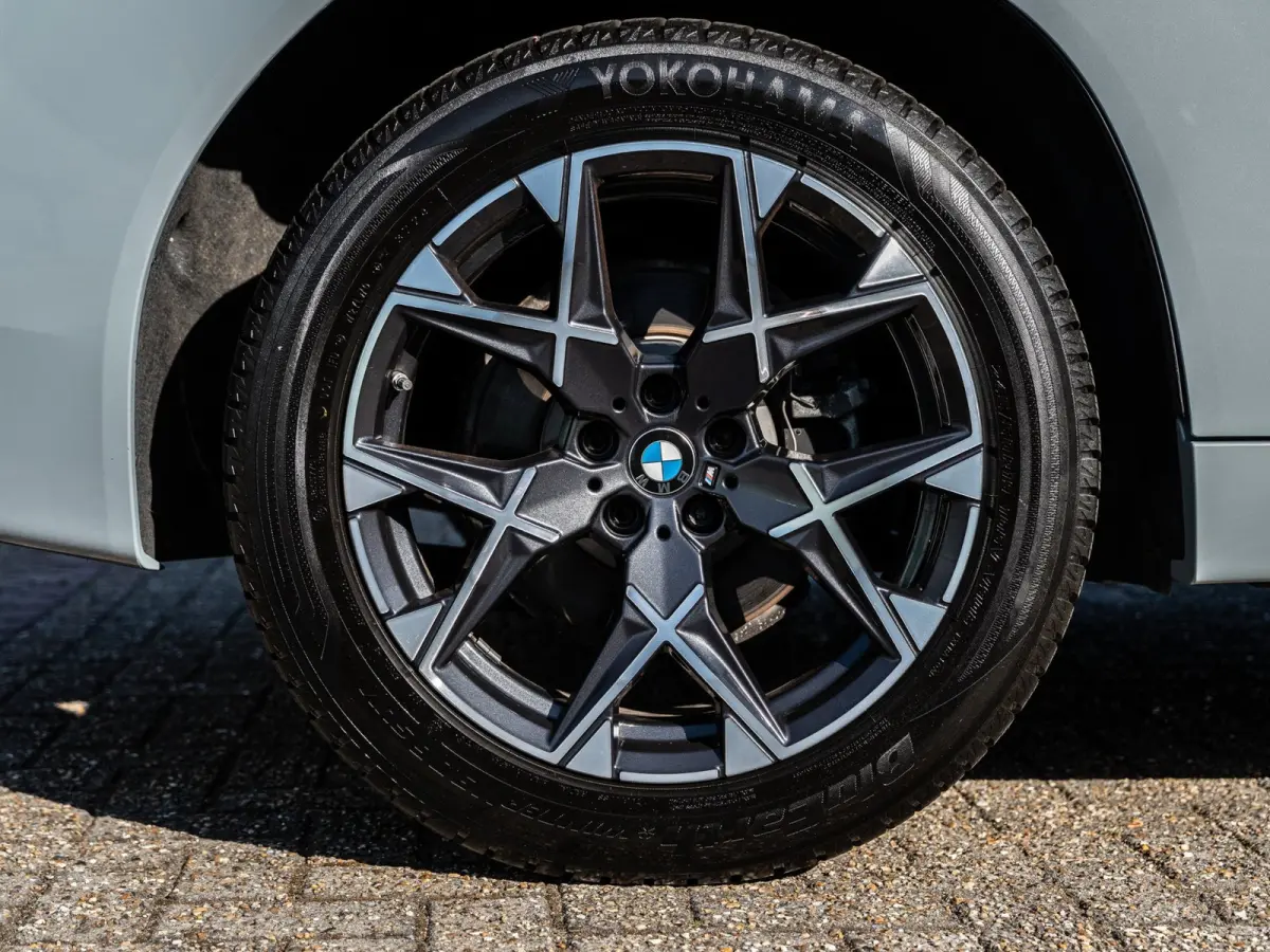 20 xDrive M-Sport | Driving Assistant Pro | Pano | Trekhaak | BTW
