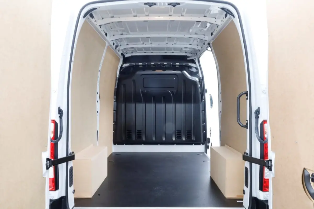 T35 2.3 dCi 135pk L2H2 Comfort Airco/Navi NIEUW BPM-vrij 03-2023